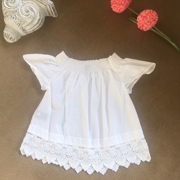 SOLD IN BUNDLE Off the shoulder top Who What Wear - Picture 5 of 6